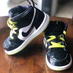 Nike Jordan Retro 1 Toddler 7C